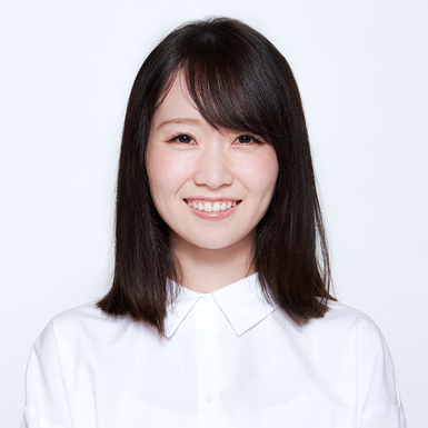 イルミナカラーブロッサムで黒髪卒業する前のプレ花嫁モデルのビフォア